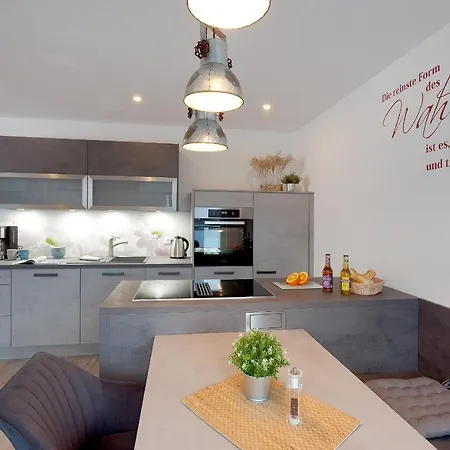 Ostseetraum Апартаменты Цинновиц